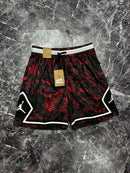 Short Jordan Diamond vermelho