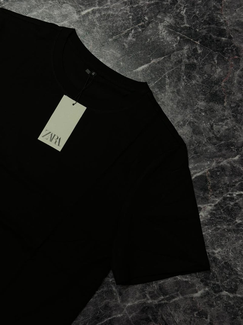 Blusa Zara básica Preta