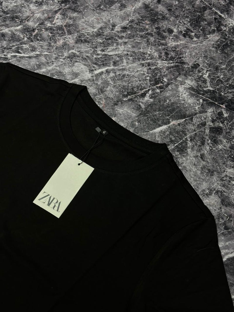 Blusa Zara básica Preta