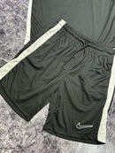 Conjunto Nike Dry Fit Preto