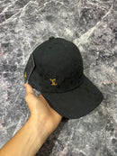 Boné Louis Vuitton Preto e Dourado