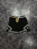 Short Jordan Diamond preto