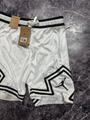 Short Jordan Diamond branco